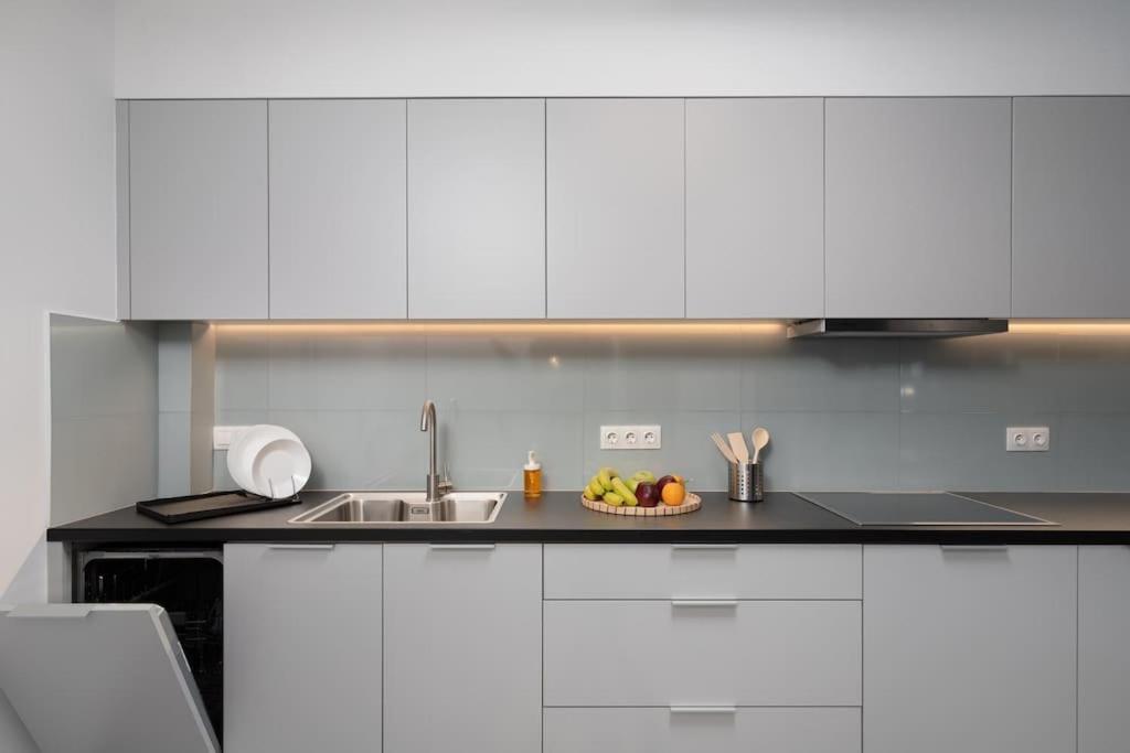Stylish Studio Downtown Athena Bagian luar foto